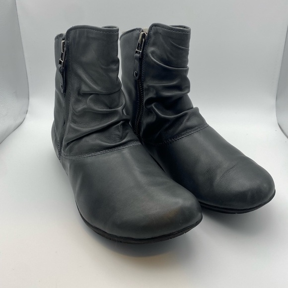 Josef Seibel Shoes - Josef Seibel Naly 24 ruched leather ankle boot in grey size 36 or 5.